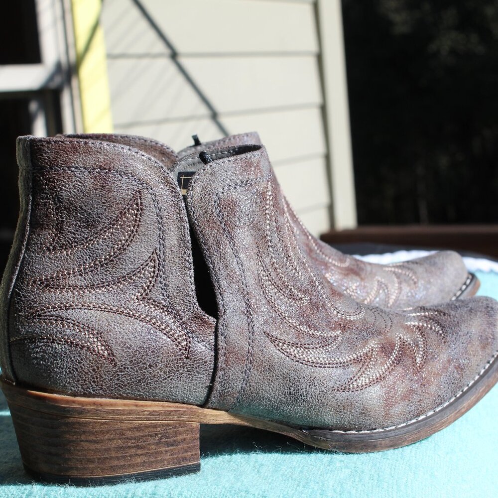 Roper Womens Grey Faux Leather Ava Western Ankle Boots Size W10 - Picture 9 of 14